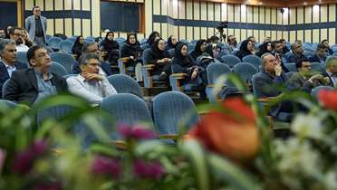 بررسی چالشهای فرایند اعتباربخشی آموزش پزشکی تخصصی در دانشگاه 